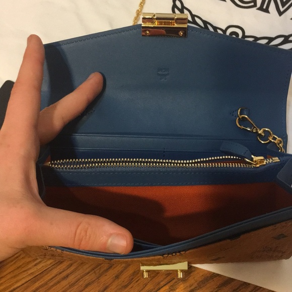 MCM Patricia Visetos Large Chain Wallet - Picture 4 of 8